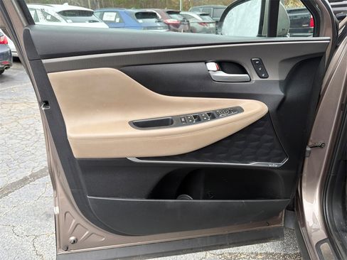 Used 2020 Hyundai Santa Fe Limited image 10