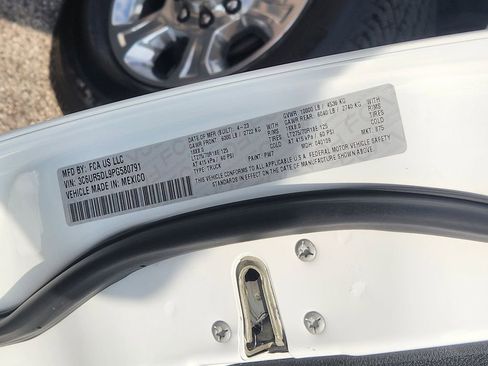 Used 2023 RAM 2500 Big Horn w/ Level 1 Equipment Group image 32