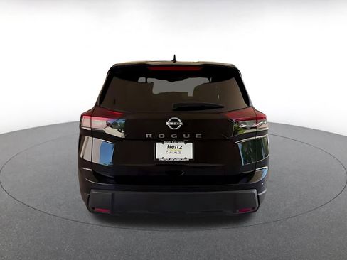 Used 2025 Nissan Rogue SV FWD image 12