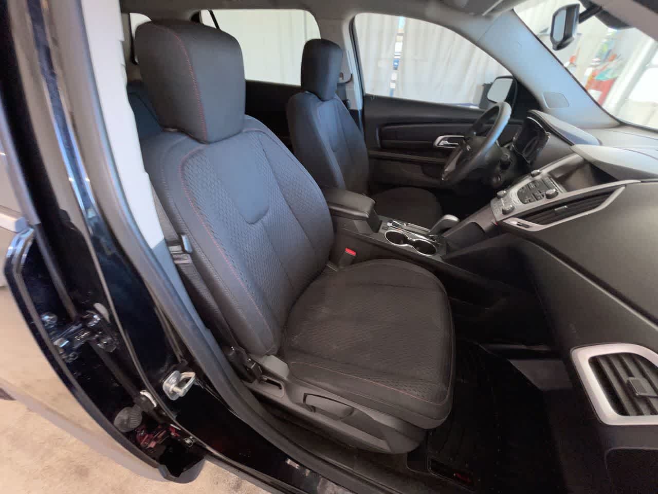 Used 2015 GMC Terrain SLE AWD/4WD image 23
