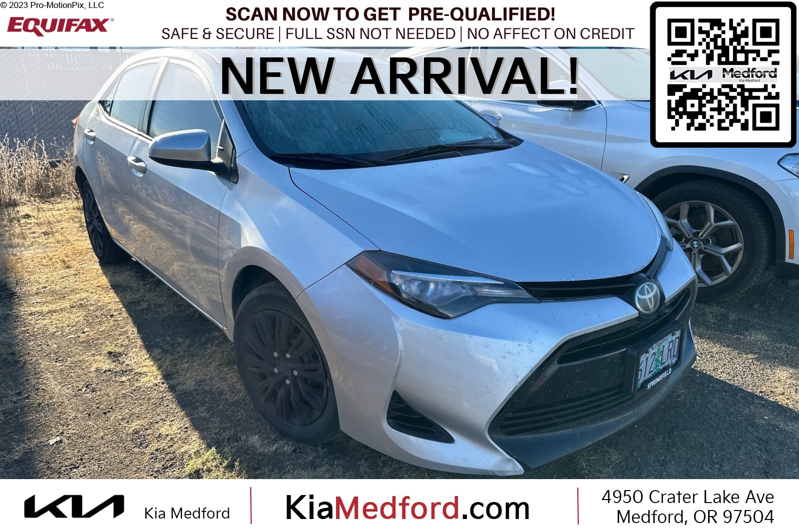 Used 2017 Toyota Corolla LE FWD image 1
