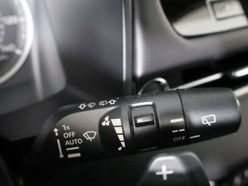 New 2026 Mitsubishi Outlander SE image 45