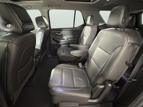 Used 2018 Chevrolet Traverse Premier w/ Driver Confidence II Package image 32