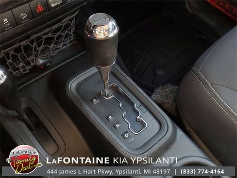 Used 2017 Jeep Wrangler Rubicon w/ Dual Top Group image 26