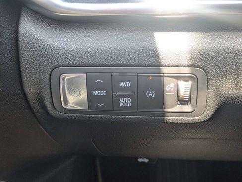Used 2025 GMC Terrain Elevation AWD/4WD image 30