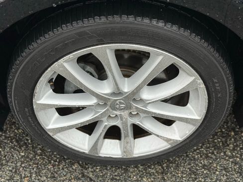 Used 2013 Toyota Avalon XLE image 38