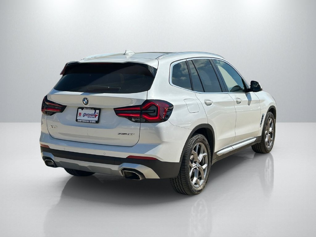 Used 2022 BMW X3 sDrive30i w/ Premium Package 2 (ZPA) RWD image 5