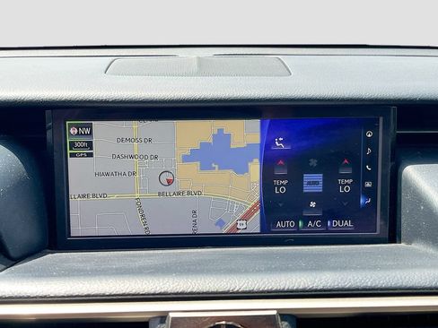 Used 2019 Lexus IS 350 F Sport w/ F Sport Package RWD image 13