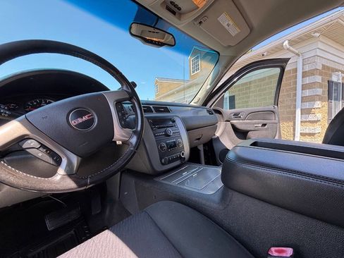 Used 2012 GMC Sierra 1500 SLE w/ All-Terrain Package AWD/4WD image 13