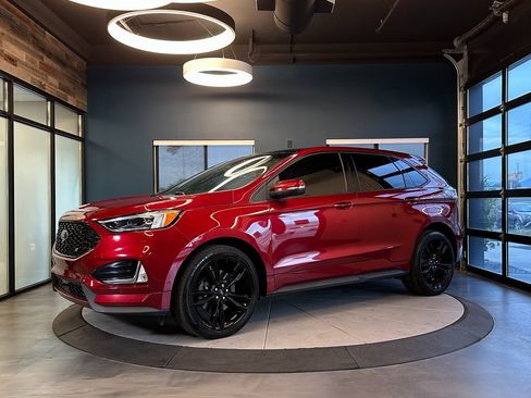 Used 2019 Ford Edge ST w/ Equipment Group 401A image 7