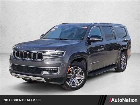 Used 2024 Jeep Wagoneer L Series II w/ Flexible Seating Group RWD image 1