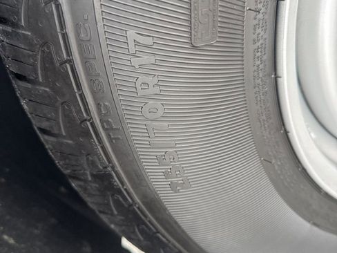 Used 2025 Chevrolet Silverado 1500 W/T image 24