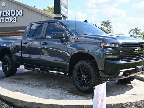 Used 2022 Chevrolet Silverado 1500 LT Trail Boss w/ Bed Protection Package image 3