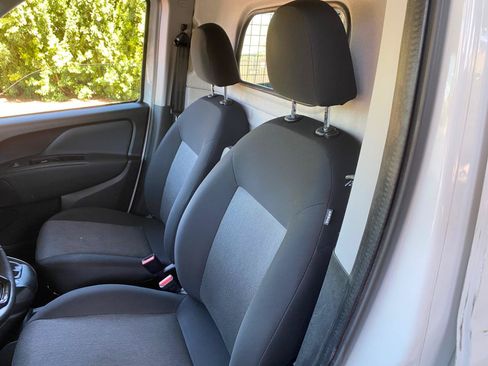 Used 2022 RAM ProMaster City Tradesman FWD image 21