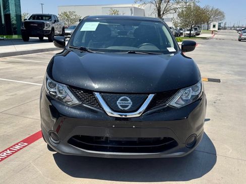 Used 2019 Nissan Rogue Sport S w/ Appearance Package FWD image 5