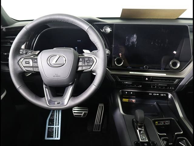 Certified 2026 Lexus TX 500h AWD w/ Technology Package image 8