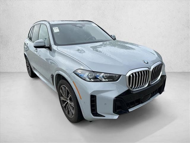 Used 2026 BMW X5 xDrive40i AWD/4WD image 3