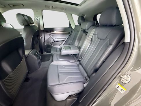 Certified 2023 Audi Q5 e Premium Plus w/ Premium Plus Package AWD/4WD image 22