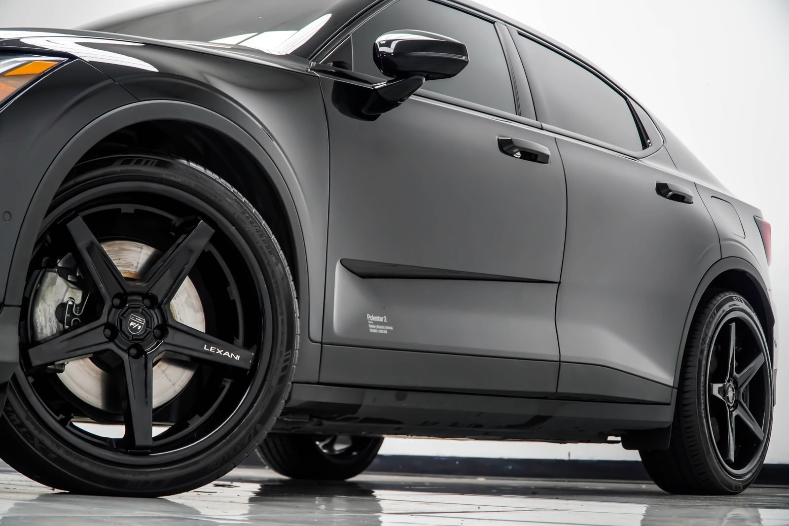 Used 2022 Polestar Polestar 2 w/ Pilot Package AWD/4WD image 4