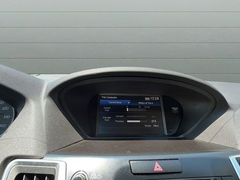 Used 2020 Acura TLX FWD image 14