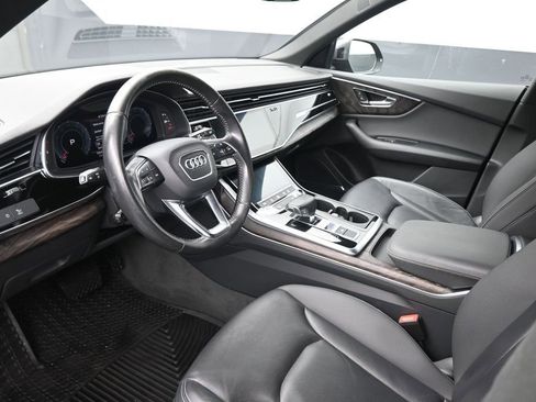 Used 2019 Audi Q8 Premium Plus w/ Premium Plus AWD/4WD image 19