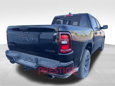 Used 2025 RAM 1500 Big Horn AWD/4WD image 9