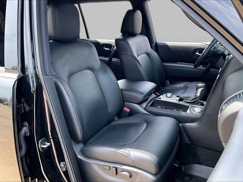 Certified 2024 Nissan Armada SL w/ Midnight Edition Package AWD/4WD image 8