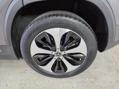 Certified 2025 Mercedes-Benz GLA 250 4MATIC image 10