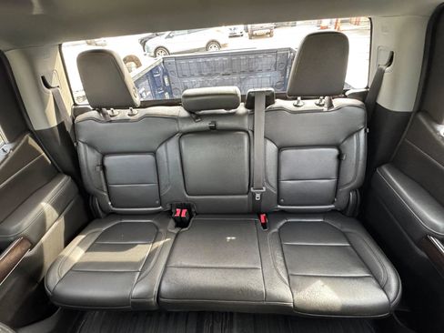 Used 2021 GMC Sierra 1500 SLT RWD image 19
