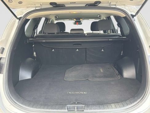 Used 2022 Hyundai Santa Fe SEL FWD image 12
