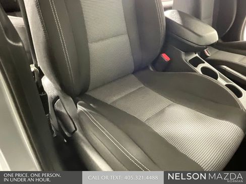 Used 2016 Hyundai Elantra GT image 27