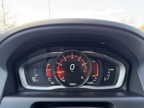 Used 2015 Volvo XC60 T5 Premier image 28