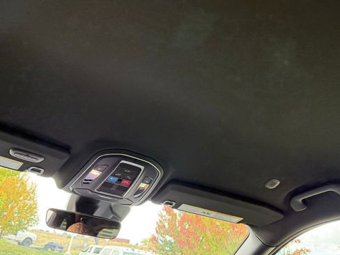 New 2025 Jeep Grand Cherokee Limited w/ Black Appearance Package image 26