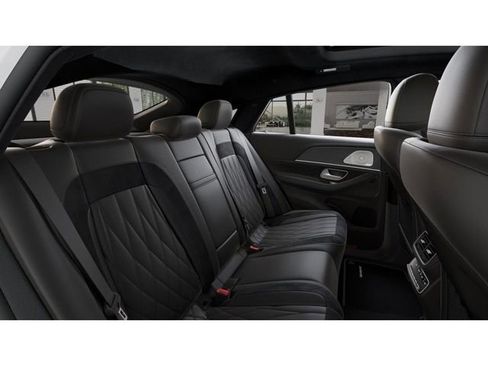 New 2026 Mercedes-Benz GLE 63 AMG S image 5