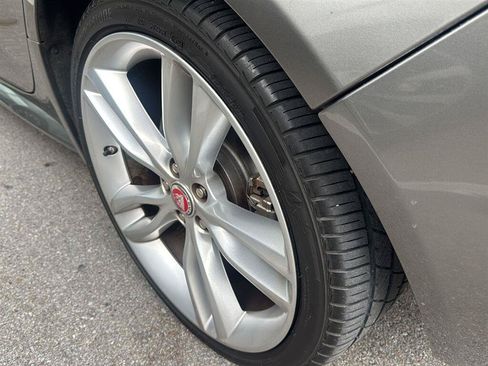 Used 2017 Jaguar XF R-Sport AWD/4WD image 16
