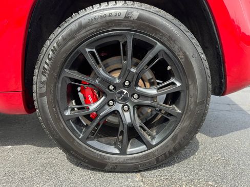 Used 2018 Jeep Grand Cherokee SRT AWD/4WD image 35
