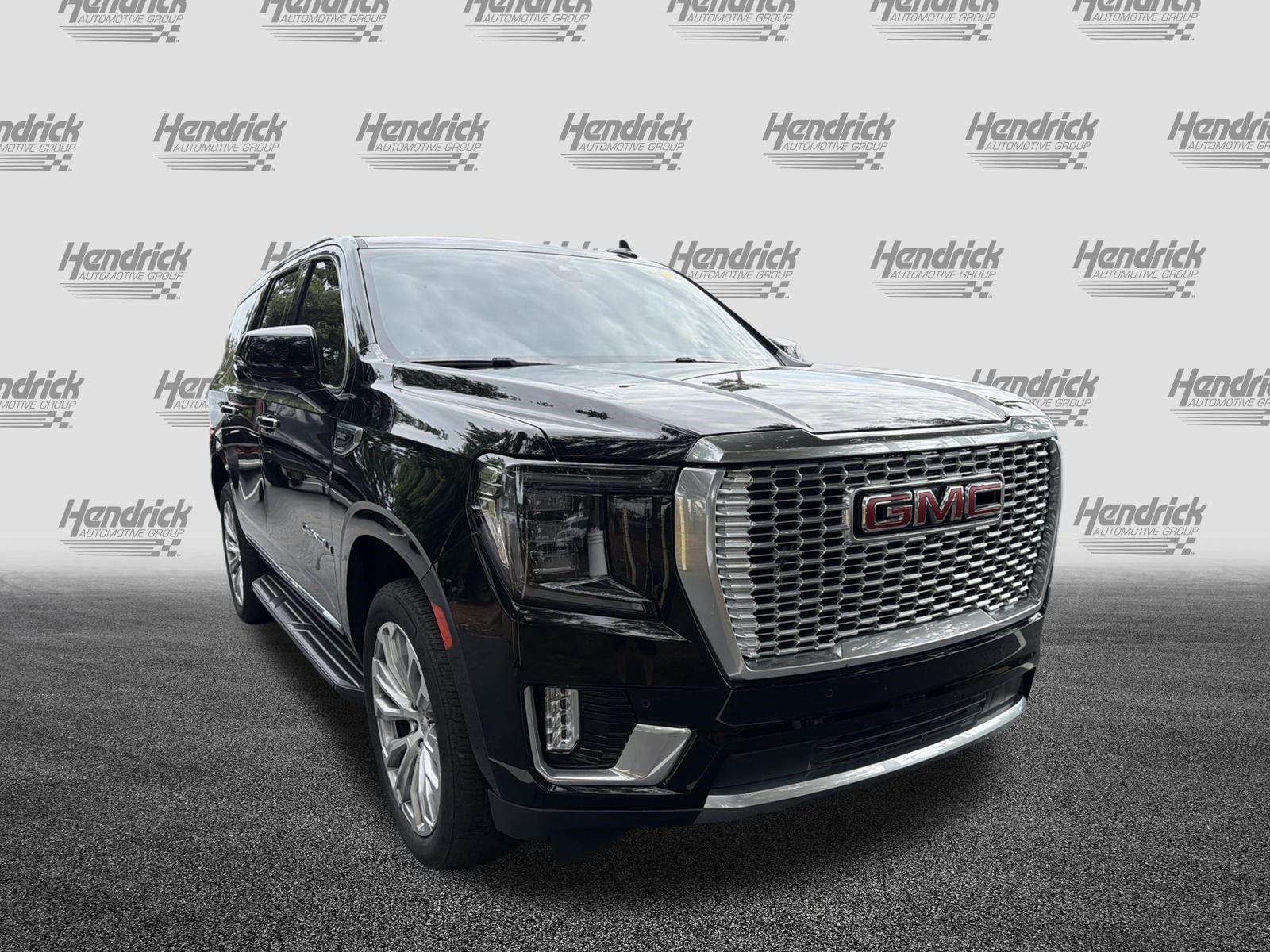Used 2022 GMC Yukon Denali RWD image 2