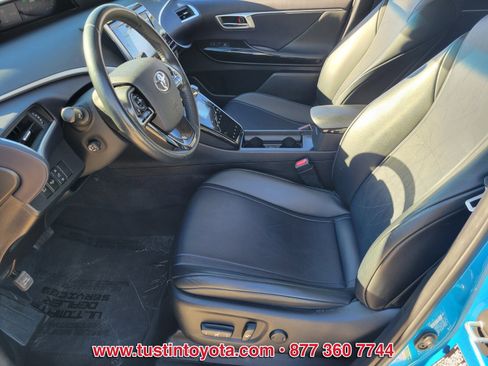 Certified 2017 Toyota Mirai image 9