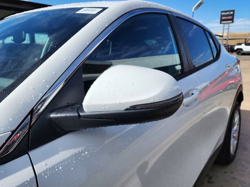 New 2026 Buick Envista Preferred w/ Convenience I Package image 12