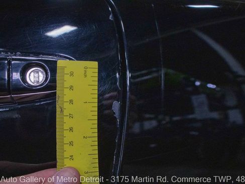 Used 2004 Lexus SC 430 Convertible RWD image 32