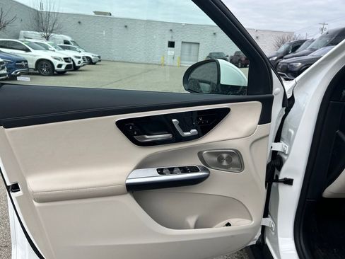 Certified 2023 Mercedes-Benz GLC 300 4MATIC image 11