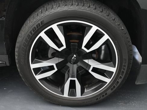 Used 2019 Chevrolet Tahoe Premier AWD/4WD image 17