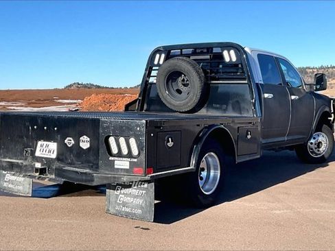 Used 2024 RAM 3500 Laramie image 5