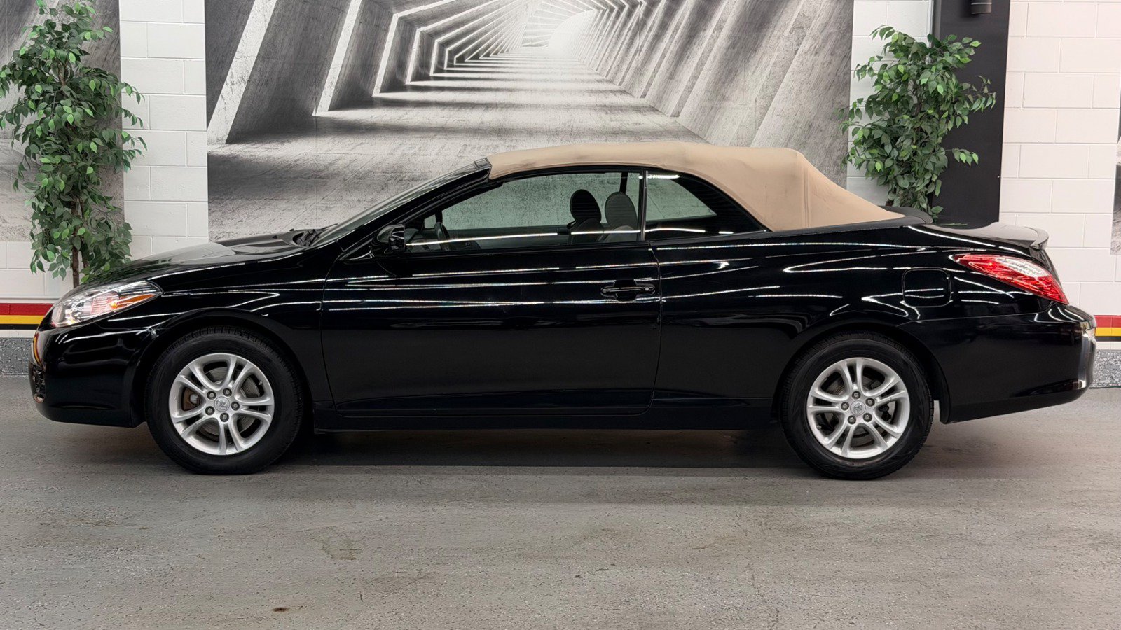 Used 2007 Toyota Solara SE FWD image 5