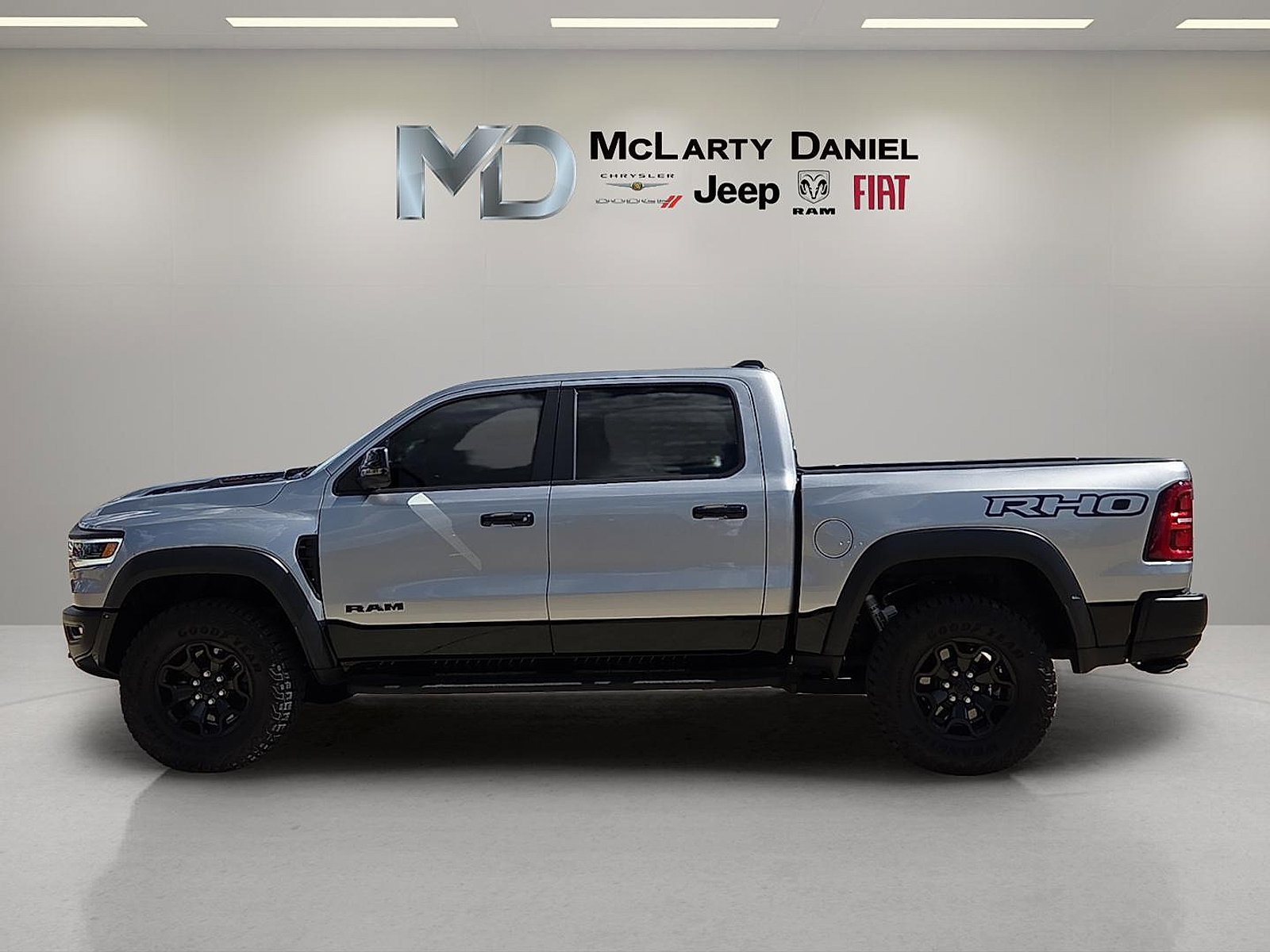 Used 2025 RAM 1500 RHO w/ RHO Level 1 Equipment Group AWD/4WD image 3