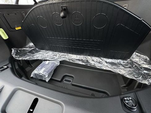 New 2025 Ford F150 Lightning XLT image 35