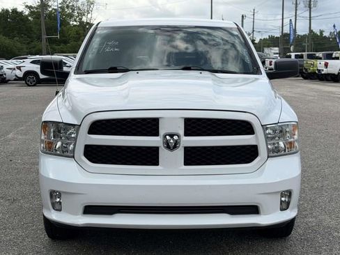 Used 2019 RAM 1500 Express RWD image 4