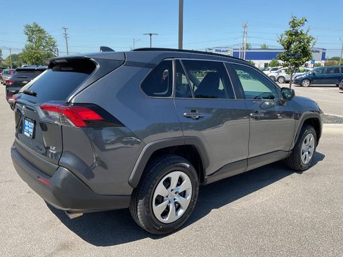 Used 2019 Toyota RAV4 LE w/ All Weather Liner Package AWD/4WD image 7