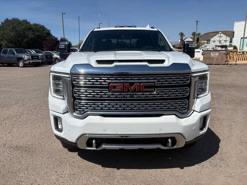 Used 2022 GMC Sierra 3500 Denali w/ Denali Ultimate Package AWD/4WD image 9