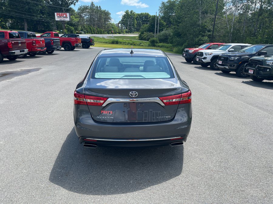 Used 2018 Toyota Avalon Limited w/ Carpet Mat Package FWD image 3